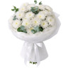 Букет из пушистых хризантем с эвкалиптом